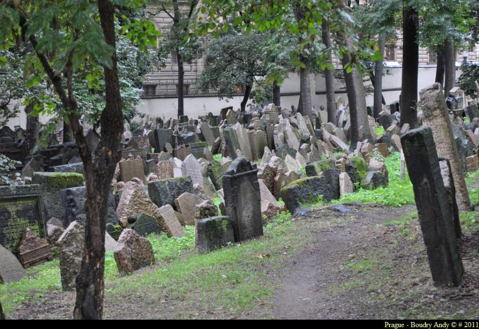 Prague - Cimetiere Juif 001